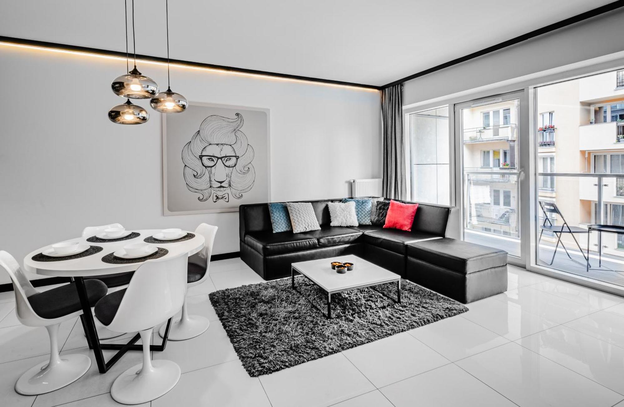 Apartamenty Homely Place Serce Poznania - Stary Rynek - Parking Poznan