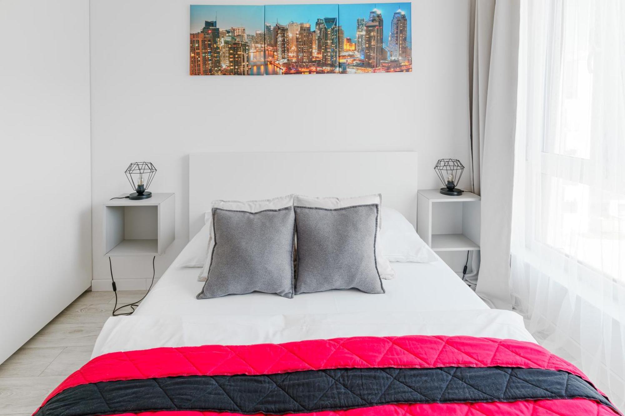 Apartamenty Homely Place Serce Poznania - Stary Rynek - Parking Apartment