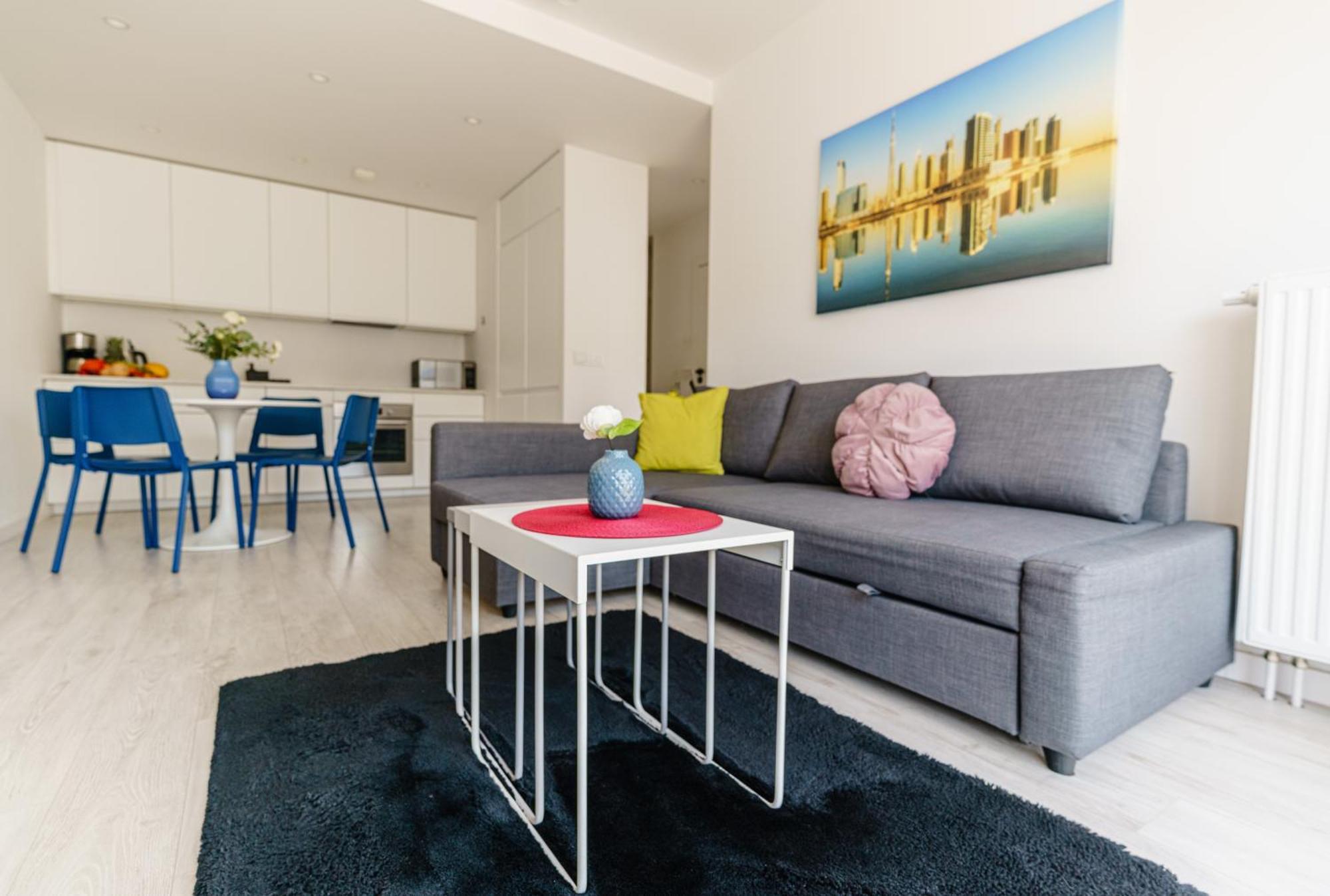 Apartamenty Homely Place Serce Poznania - Stary Rynek - Parking Poznan