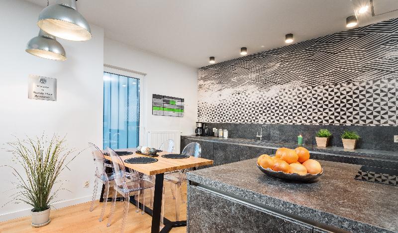 Apartamenty Homely Place Serce Poznania - Stary Rynek - Parking Apartment *