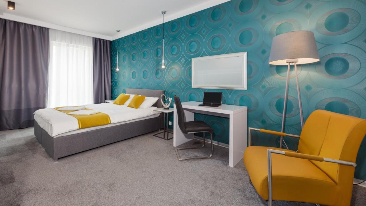 Apartamenty Homely Place Serce Poznania - Stary Rynek - Parking Poznan
