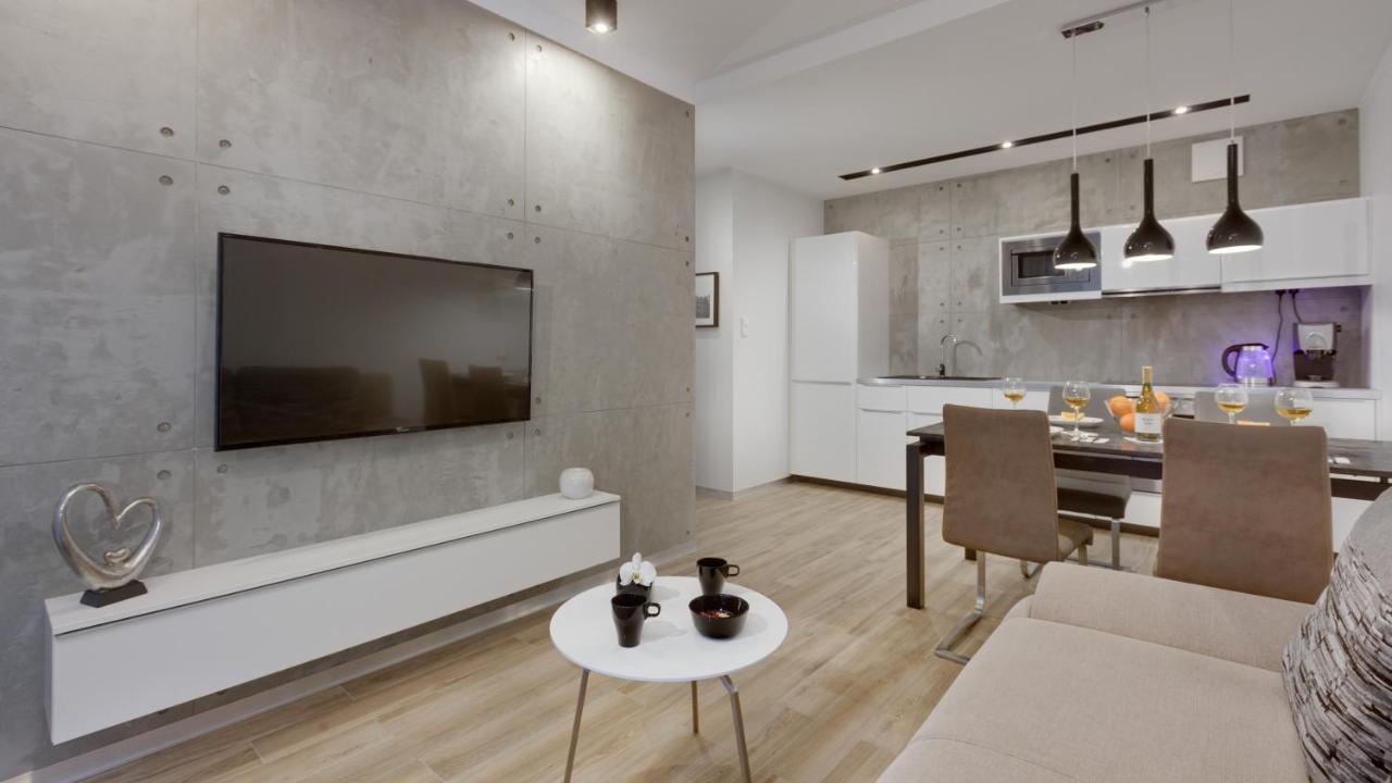 Apartment Apartamenty Homely Place Serce Poznania - Stary Rynek - Parking *